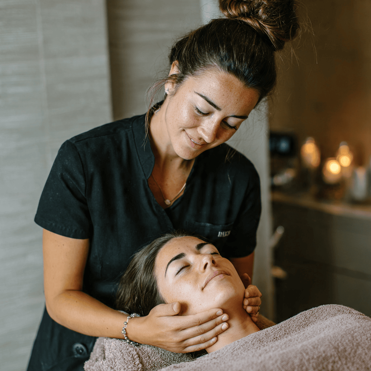 Therapist Priya Delight Spa Nagerbazar Kolkata